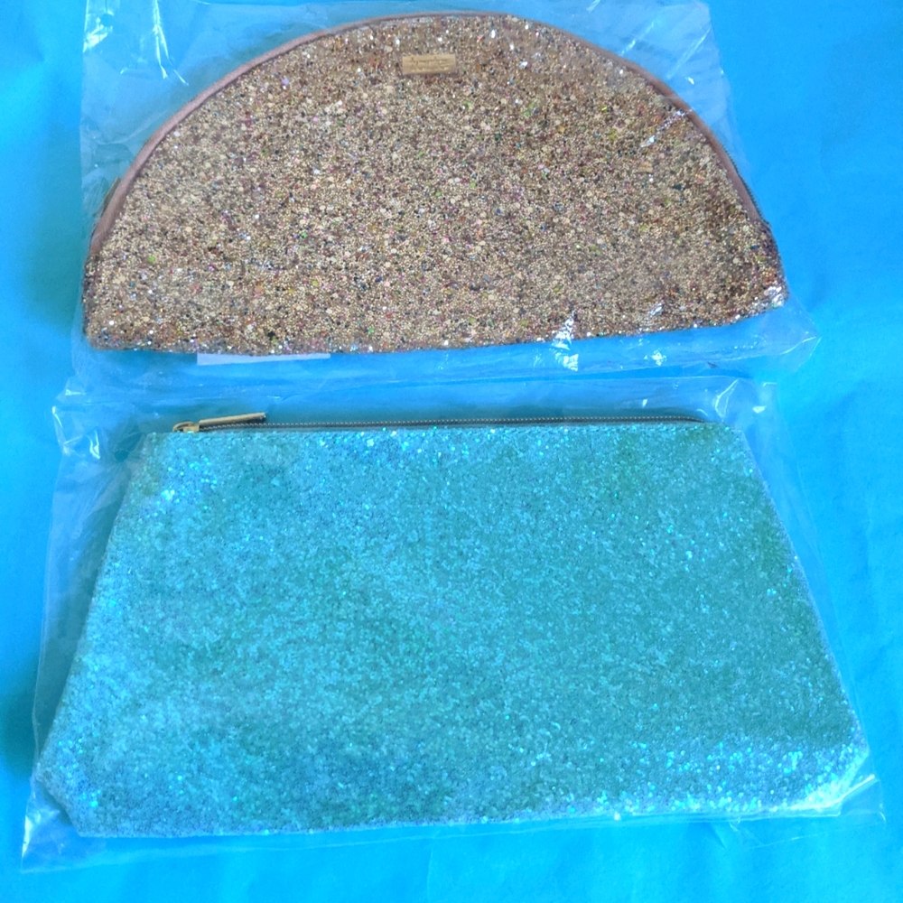 Glittery ✨ tarte makeup bags.
